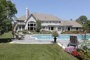 Custom-Pool-Luxury-Home